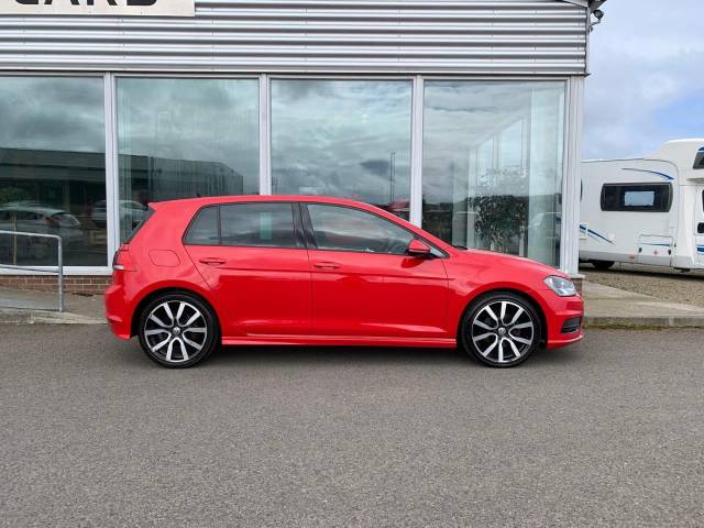 2016 Volkswagen Golf 2.0 TDI R-Line Edition 5dr