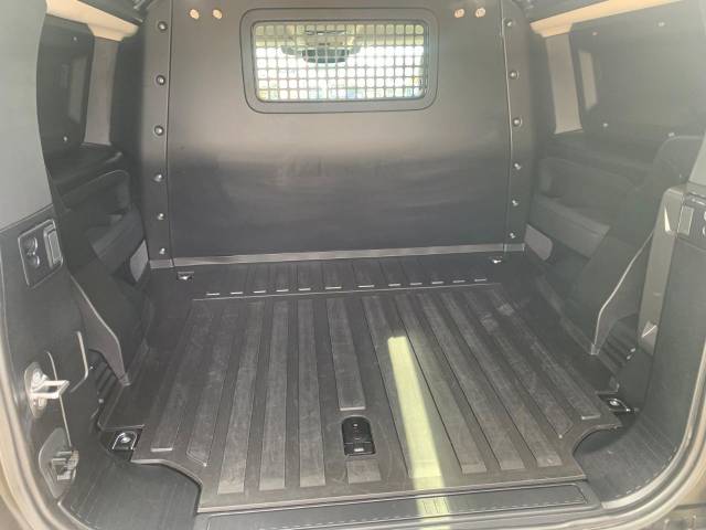 2023 Land Rover Defender 3.0 D250 Hard Top SE Auto