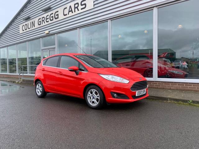 Ford Fiesta 1.6 TDCi Titanium ECOnetic 5dr Hatchback Diesel Red