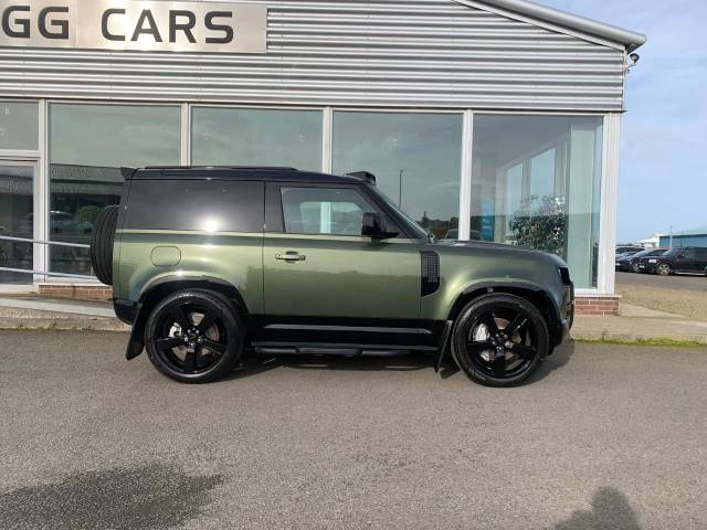 2026 Land Rover Defender 3.0 D350 Hard Top X-Dynamic HSE Auto [3 Seat]